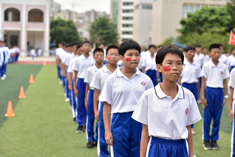 2019年10月10日,湛江一中培才学校初一级隆重举行了"全国中学生第三套