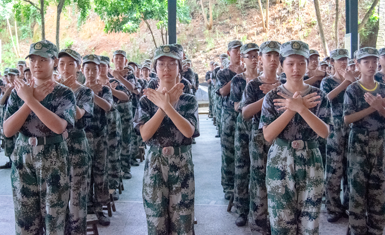 17手语舞《我爱你中国》.jpg-.jpg--.jpg