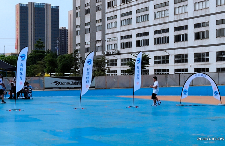 5.李俊声同学比赛中.jpg