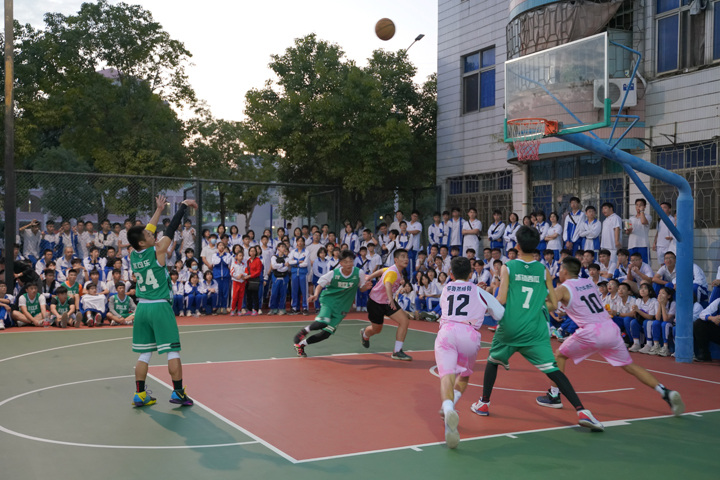 09.争先恐后.jpg