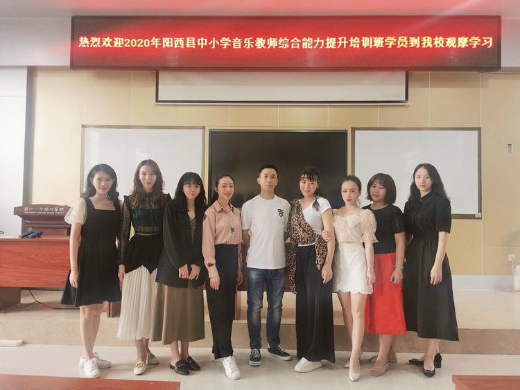 11  精心组织本次活动的音乐科组.jpg