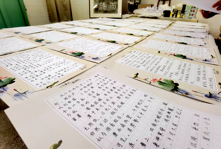 学生作品.jpg