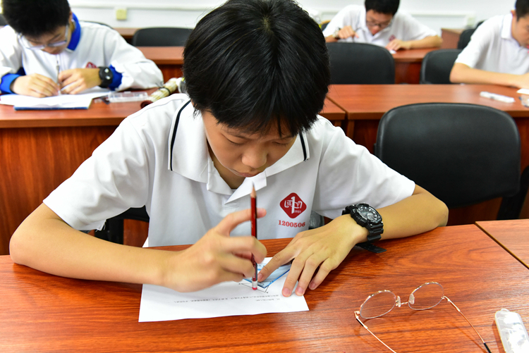 17.数学尺规作图.JPG