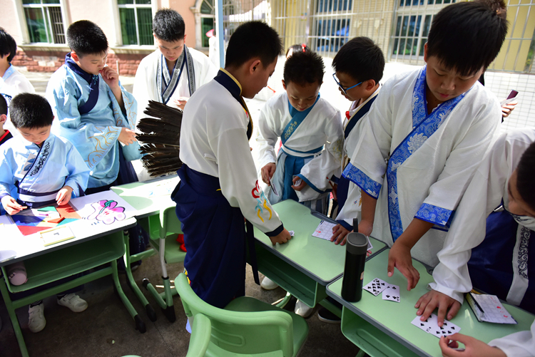 38.算24点比赛.JPG