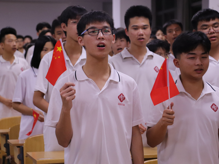 8、学生合唱《没有共产党就没有新中国》.JPG