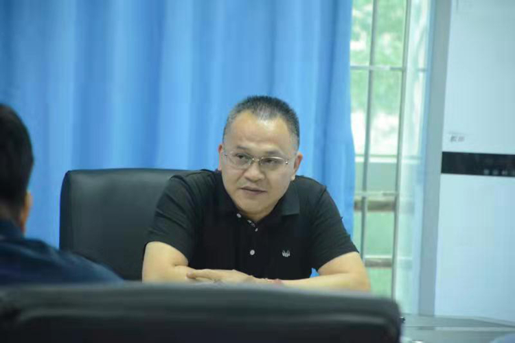6.胡龙华副校长发言.jpg