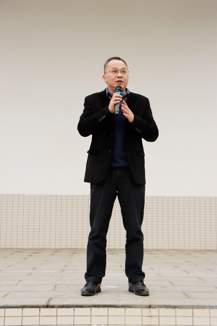 7胡龙华副校长对演练进行评价和总结.jpg