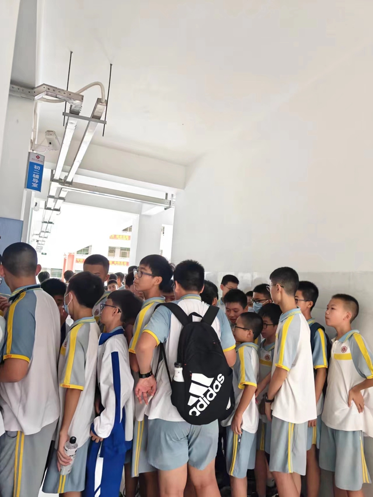 图1 同学们热情高涨.jpg