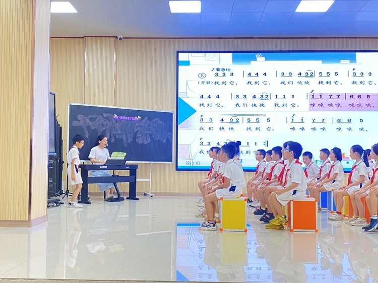 图4：高江静老师课堂.jpg