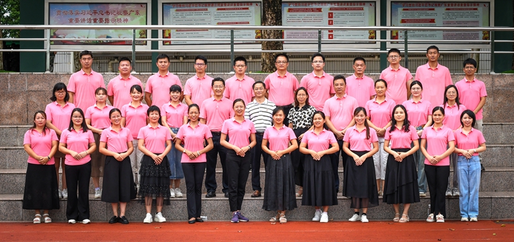 18同心协力  保驾护航.jpg