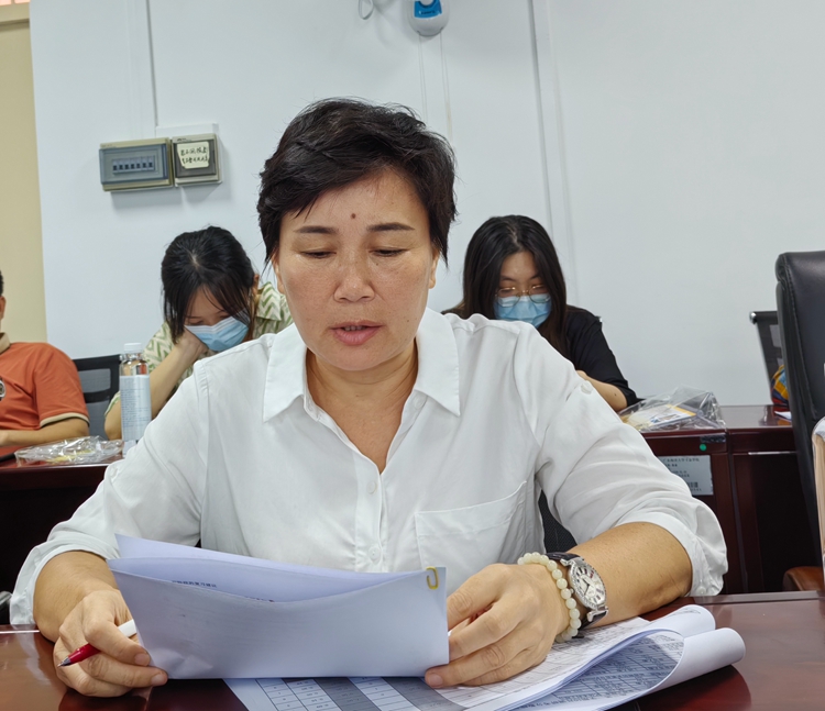 6郭祥梅老师发言.jpg