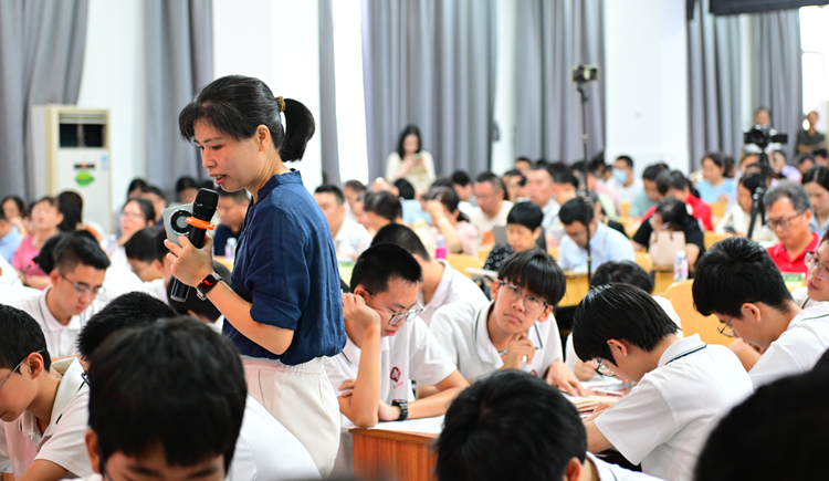 图10  课堂精彩瞬间1.png