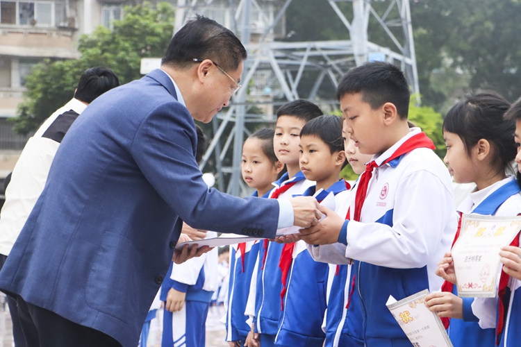 图3.jpg