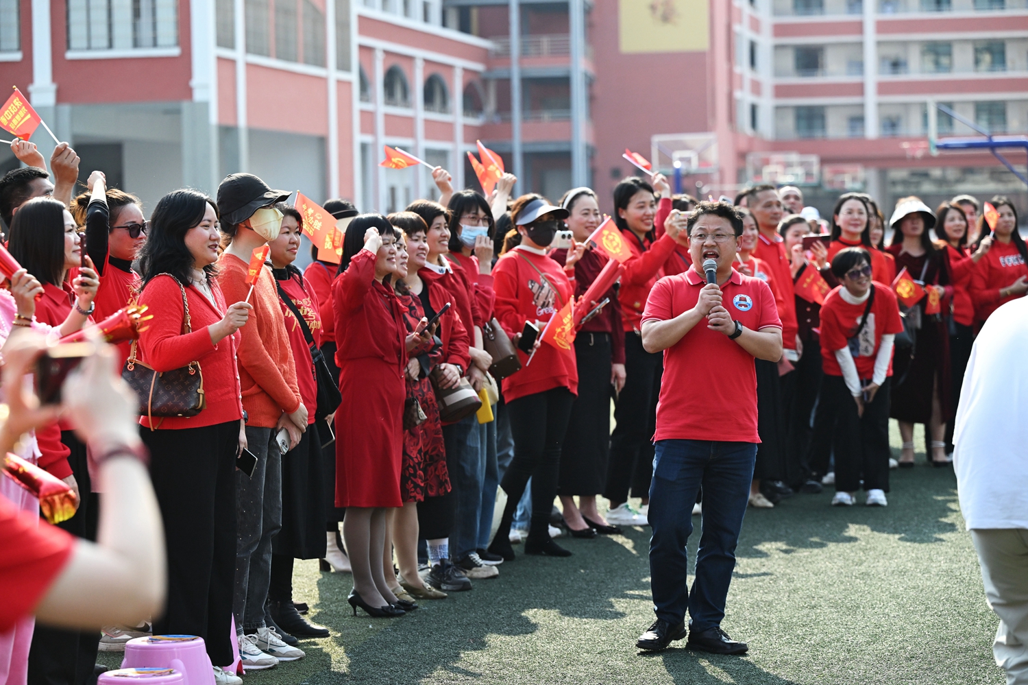 12 家长方阵表决心.JPG
