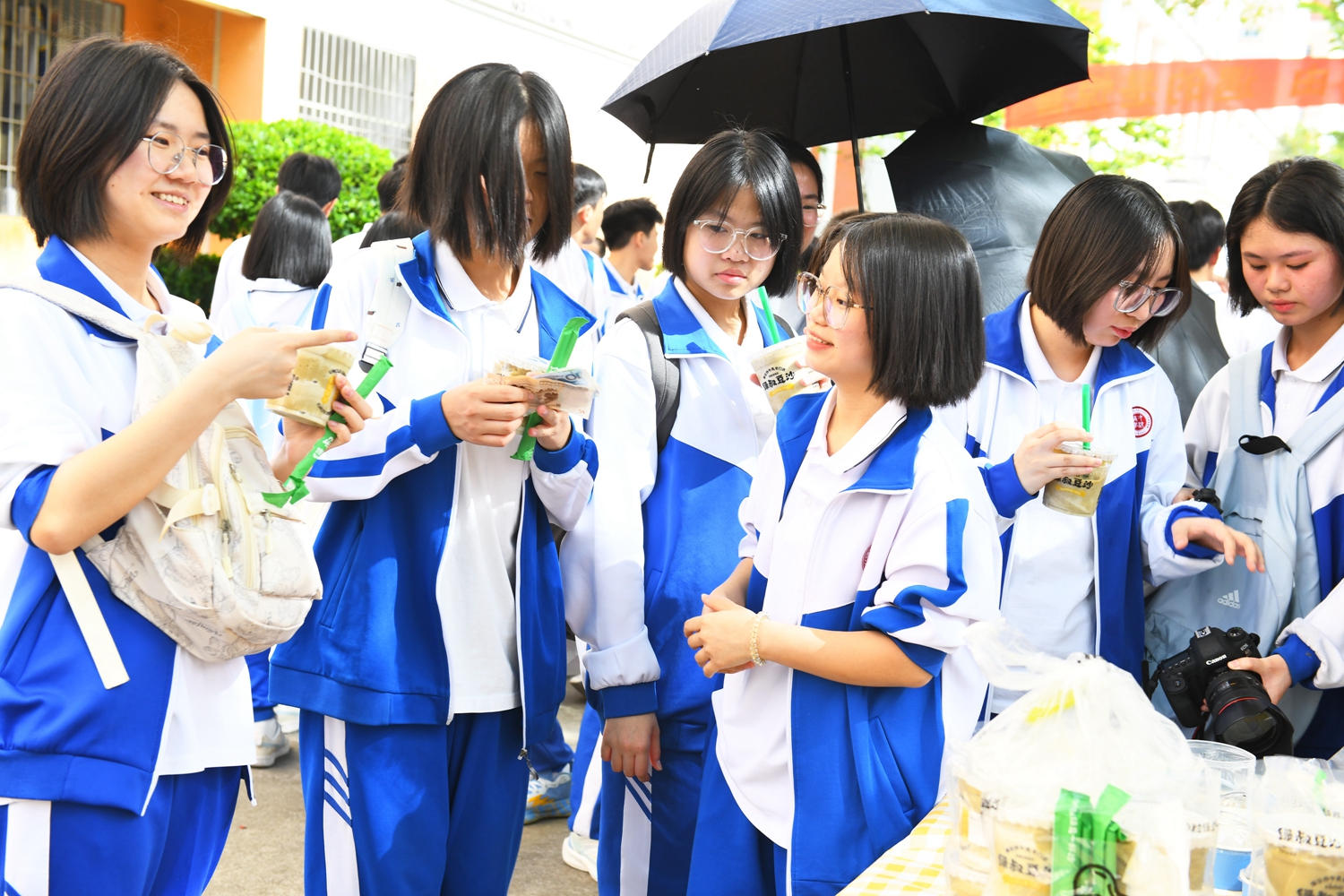 图19：交易双方“讨价还价”.jpg