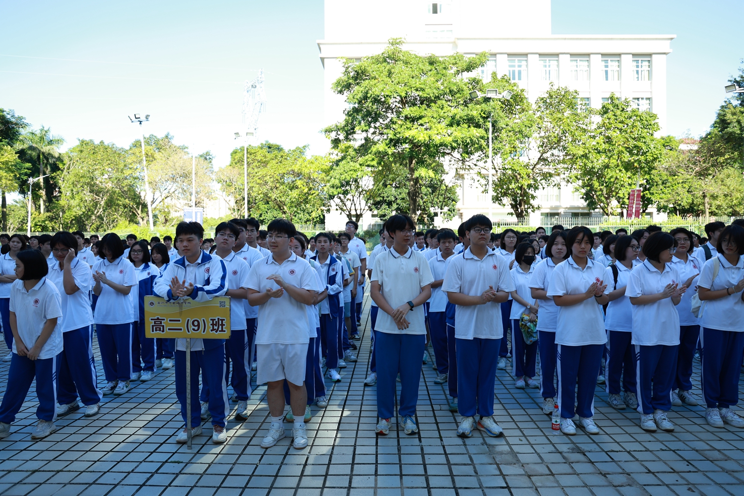 图17：同学们用心倾听.JPG