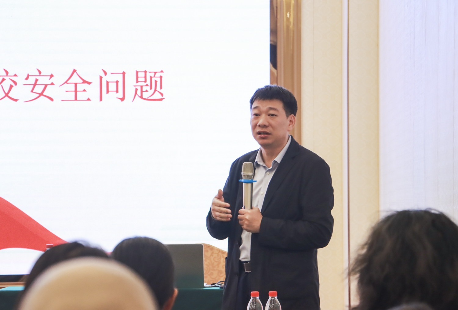 1763707597344284.jpg 06游云云副校长开展讲座.jpg