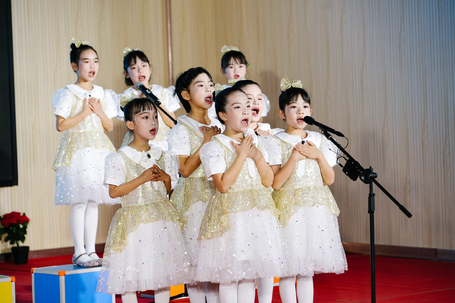 1768881602865497.jpg 图6 合唱《蜗牛》.jpg