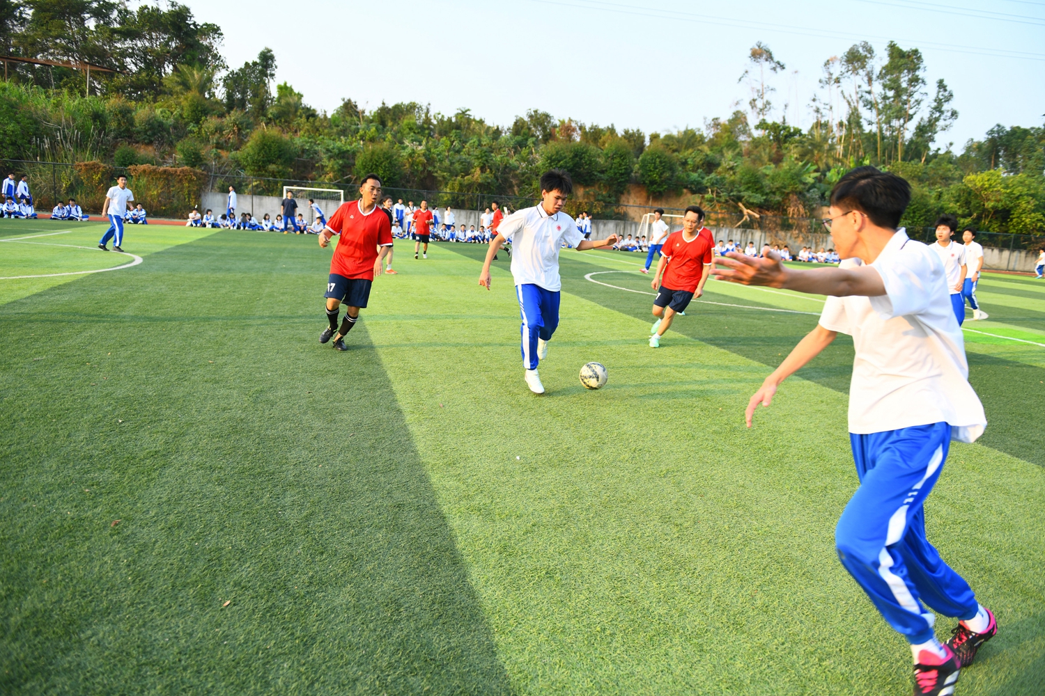 1769754462930499.jpg 8.师生友谊赛.jpg