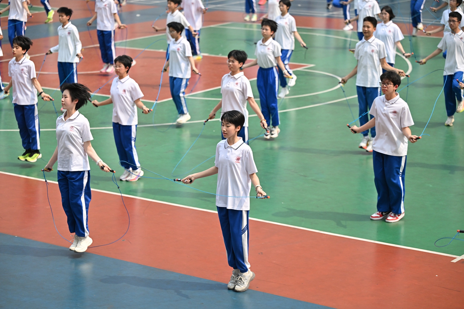 图片24 跳绳活动精彩瞬间.JPG